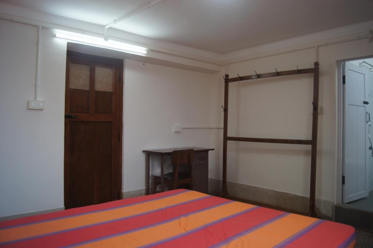 Cornerbunker Hostel Мисор Екстериор снимка