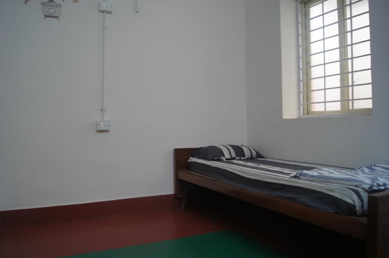 Cornerbunker Hostel Мисор Екстериор снимка